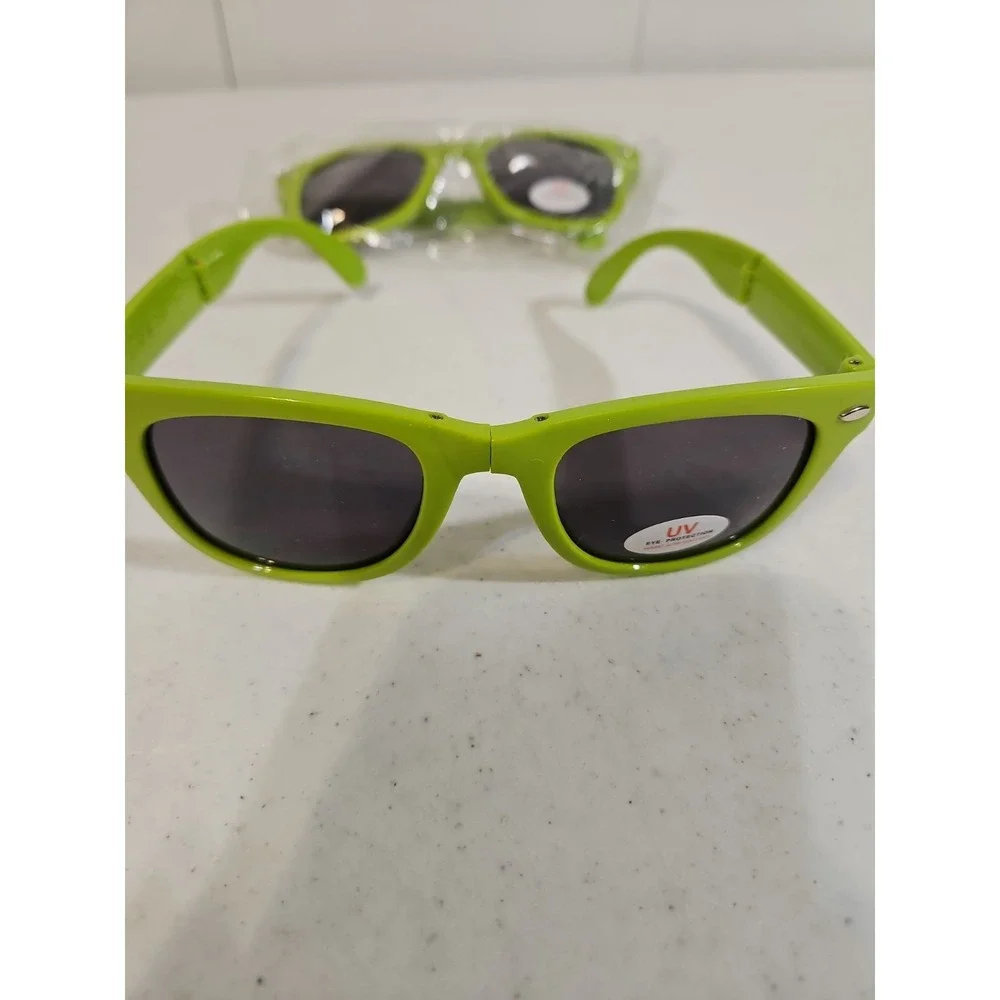 Unisex Sunglasses Green UV Protection Foldable 2 Pair Cool Glasses‎